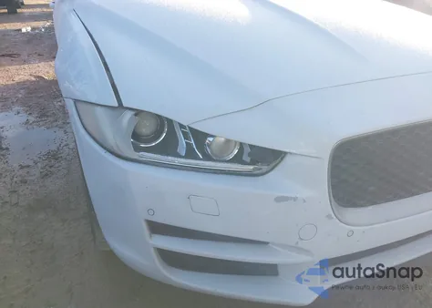 2018 Jaguar Xe 35T Portfolio Limited Edition from USA, damaged, VIN SAJAN4EVXJCP17217